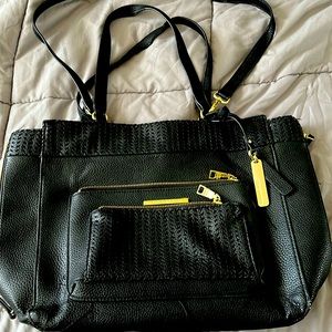 AUTHENTIC STEVE MADDEN PURSE! Great Condition!!